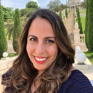 Meet your Posher, Samira